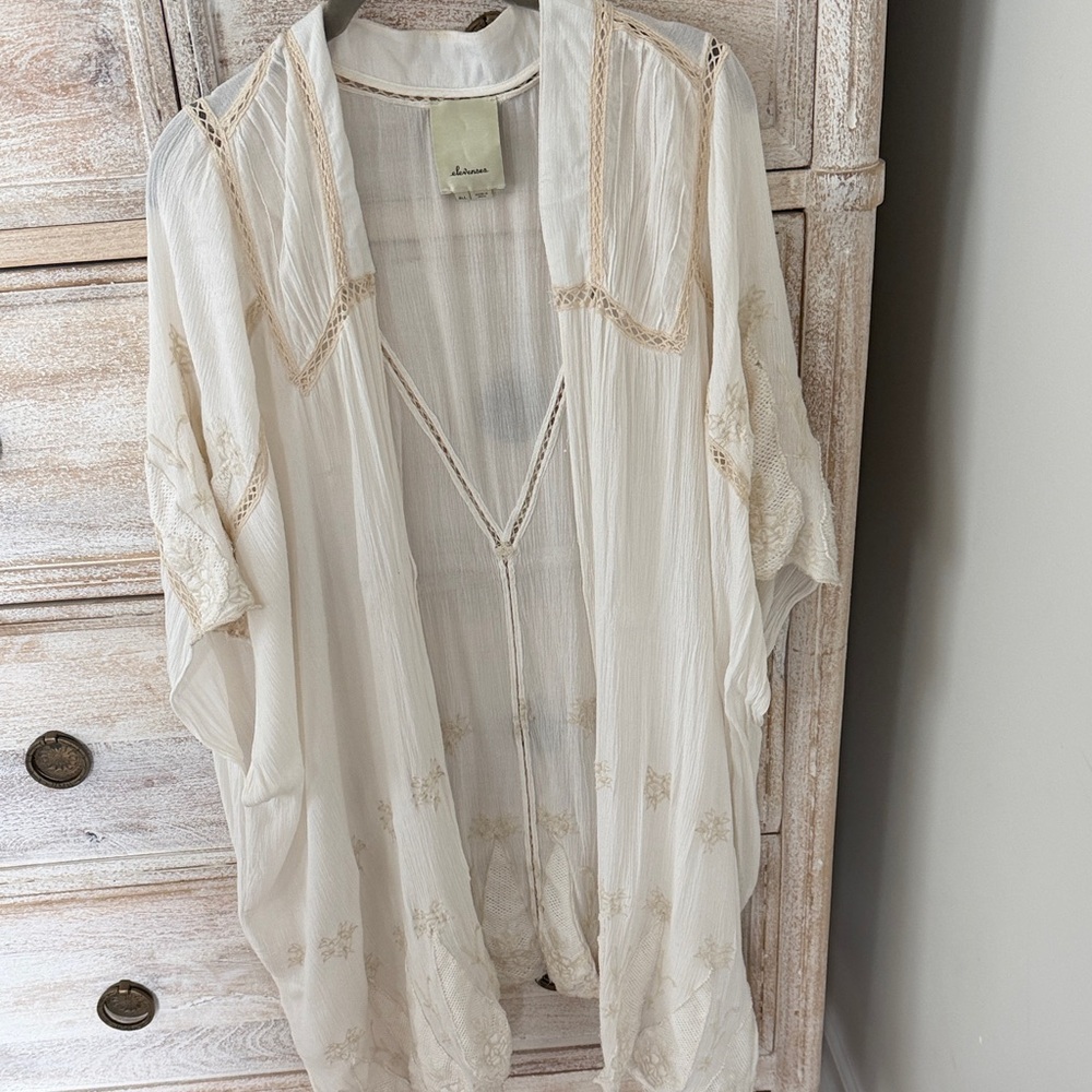 Elevenses Cream Textured Layering Piece